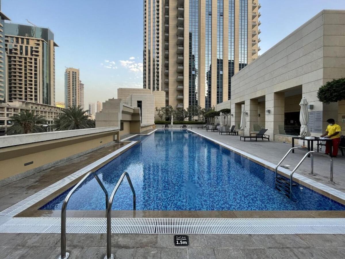 Modern 2br In The Heart Of Downtown Apartment Dubai